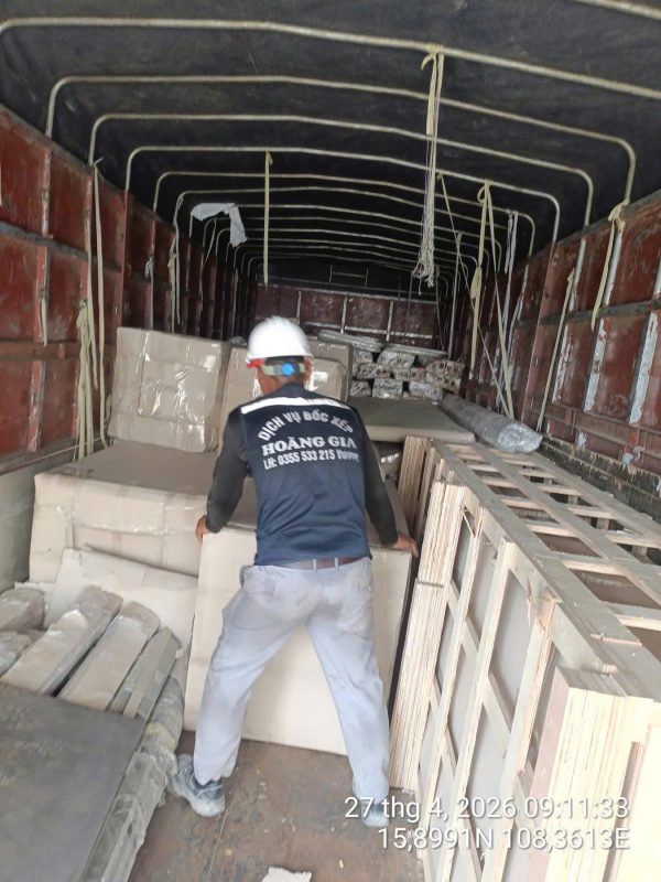 Dịch Vụ Bốc Xếp Hoàng Gia